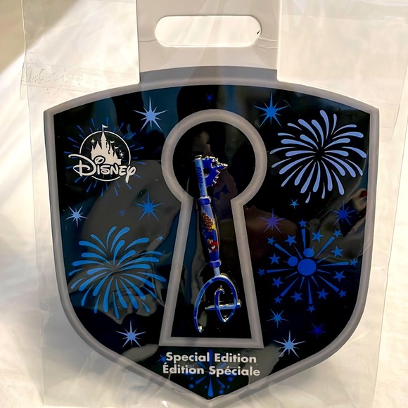 Special edition Disney fantasia key - Picture 1 of 1